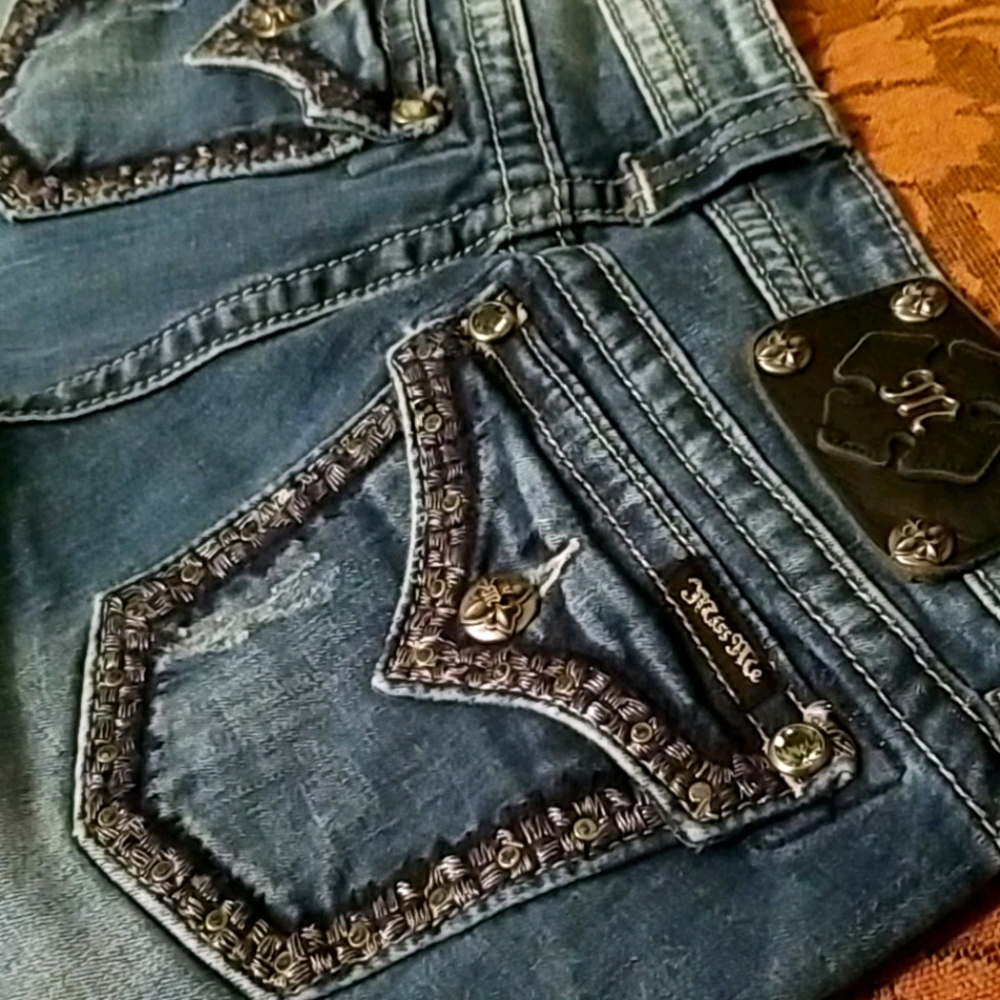 🌟Miss Me bootcut jeans, distressed, sz 28